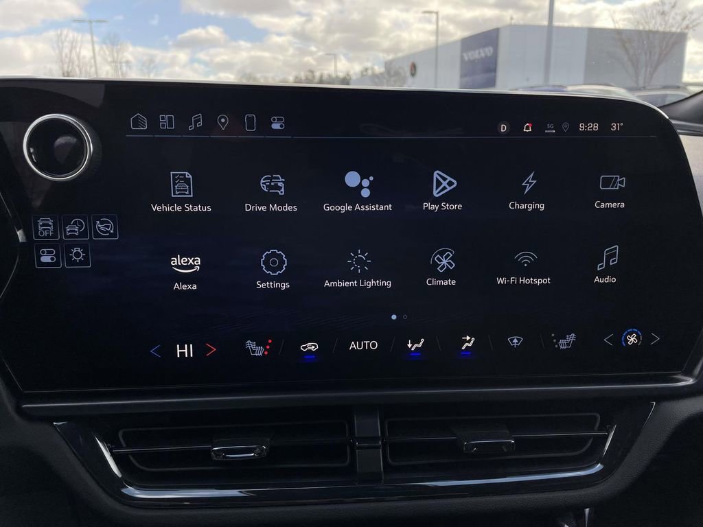 Used 2024 Chevrolet Equinox EV RS image 15