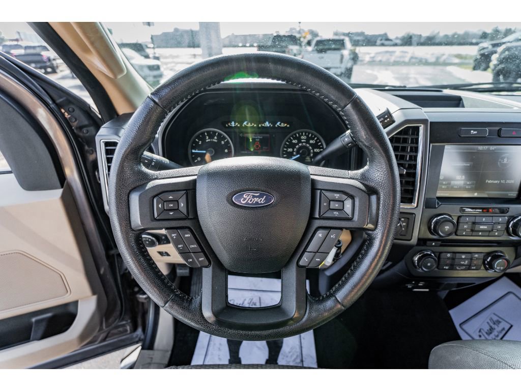 Used 2015 Ford F150 XLT w/ Equipment Group 302A Luxury image 11