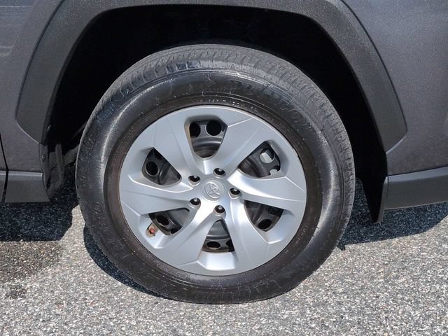 Certified 2024 Toyota RAV4 LE FWD image 11