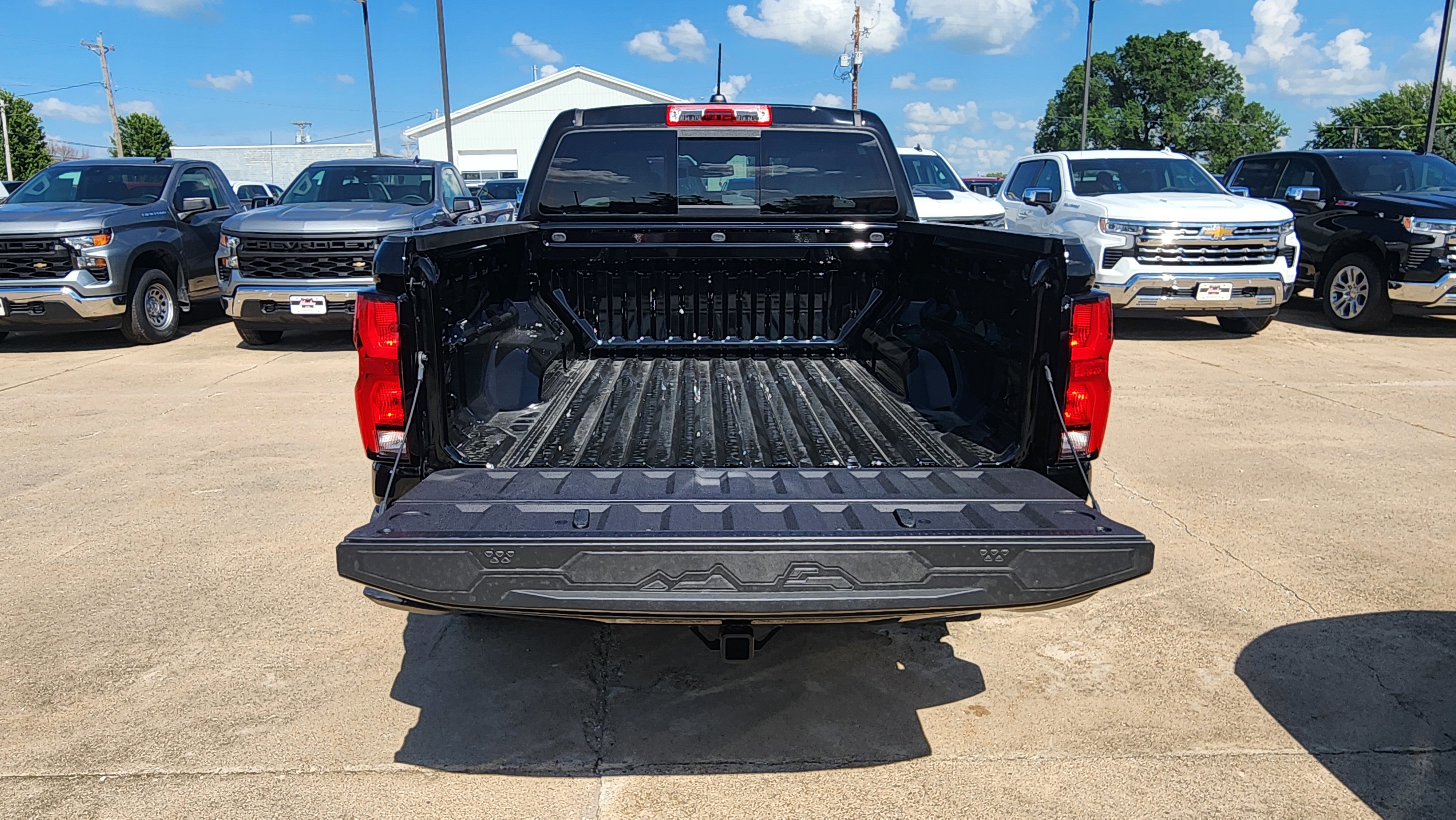 New 2025 Chevrolet Colorado LT w/ LT Convenience Package image 5