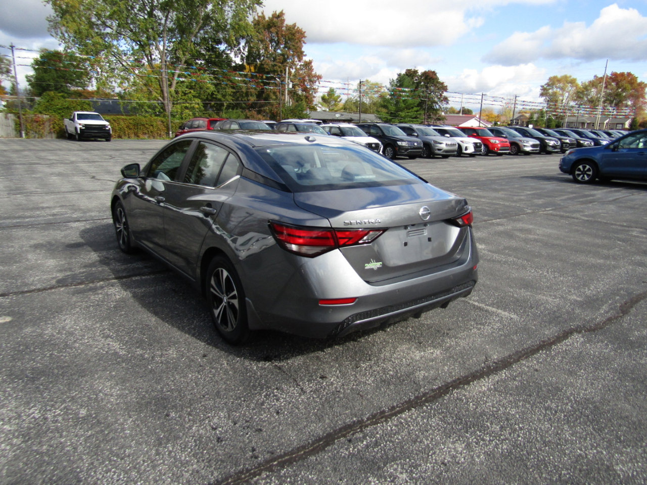 Used 2022 Nissan Sentra SV w/ Trunk Package image 5