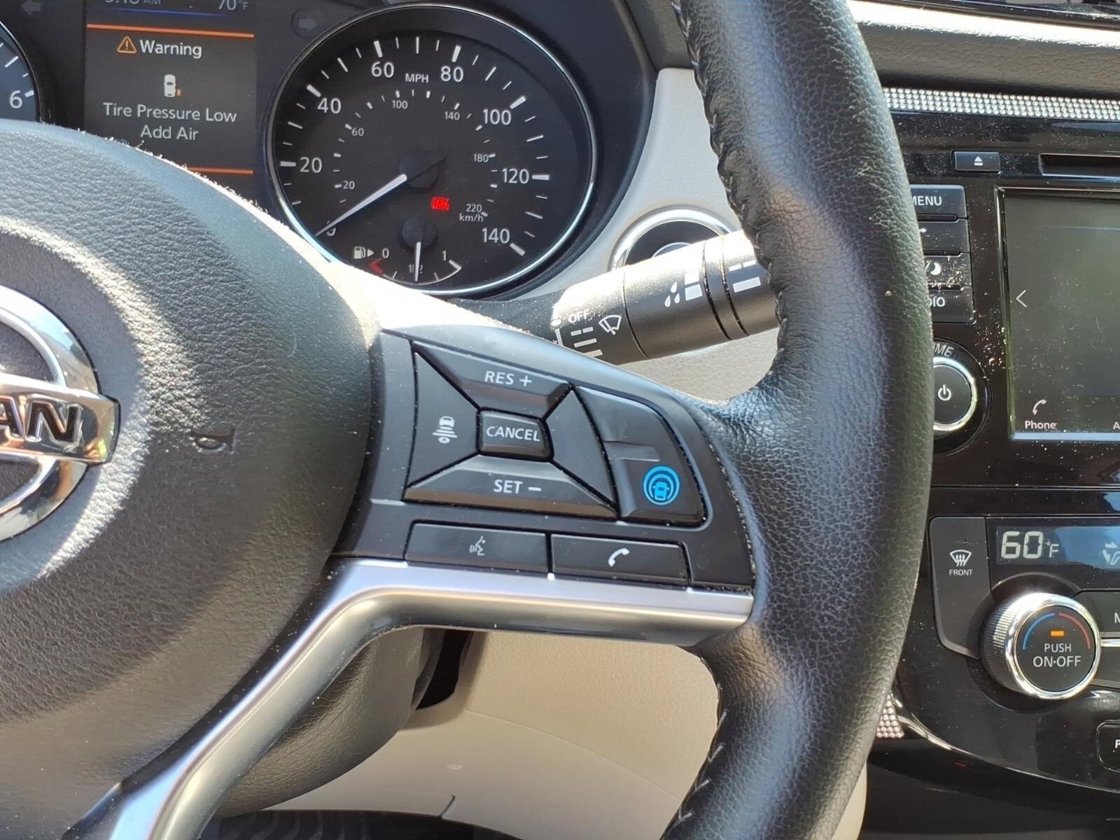 Used 2022 Nissan Rogue Sport SV w/ Technology Package AWD/4WD image 12