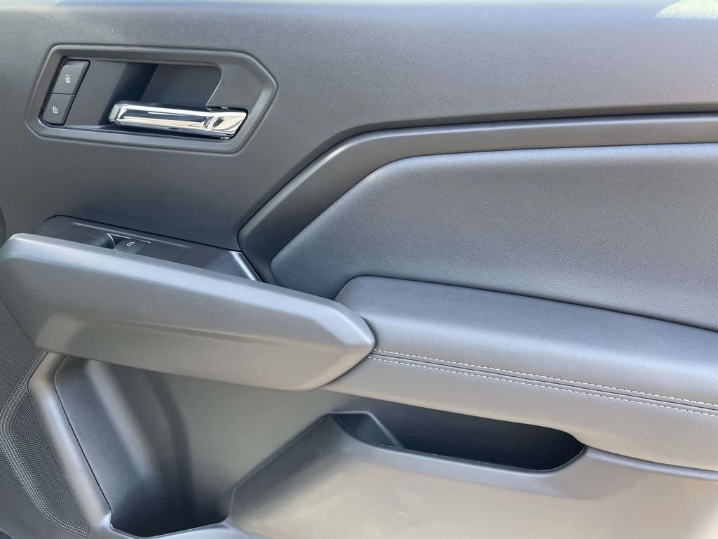 New 2026 Chevrolet Colorado LT w/ LT Convenience Package AWD/4WD image 8