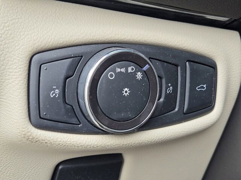 Used 2017 Lincoln MKZ Select w/ Select Plus Package image 37