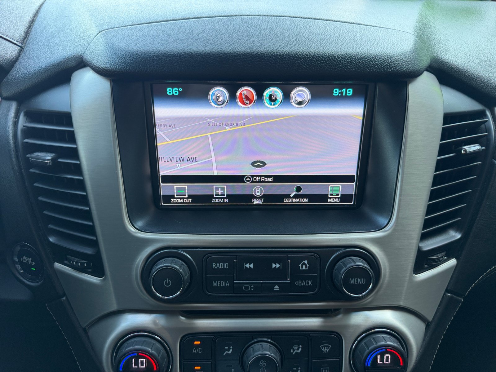 Used 2018 GMC Yukon Denali RWD image 15