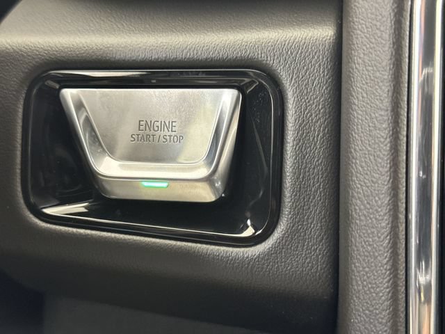 New 2026 GMC Yukon XL Elevation w/ Elevation Premium Package RWD image 17