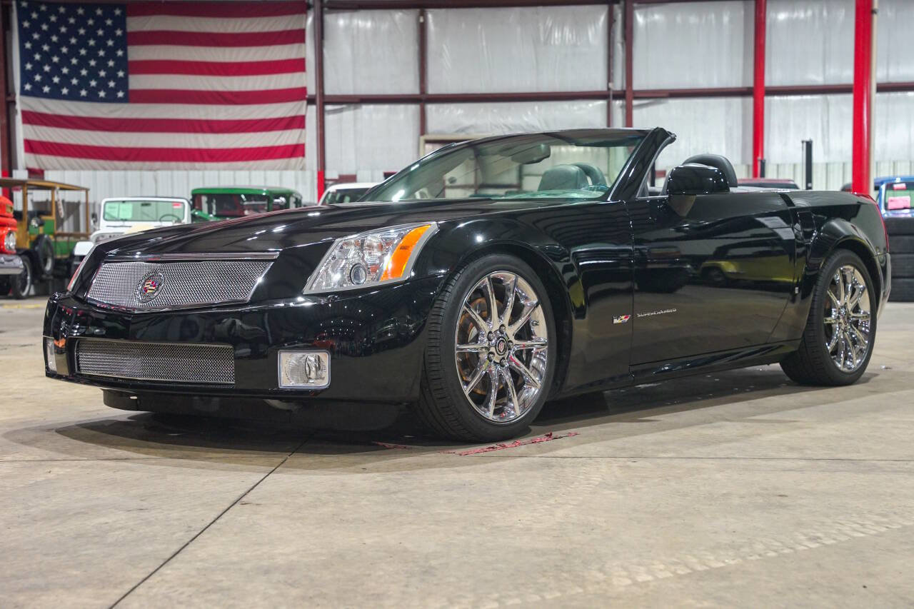 Used 2008 Cadillac XLR V RWD image 1