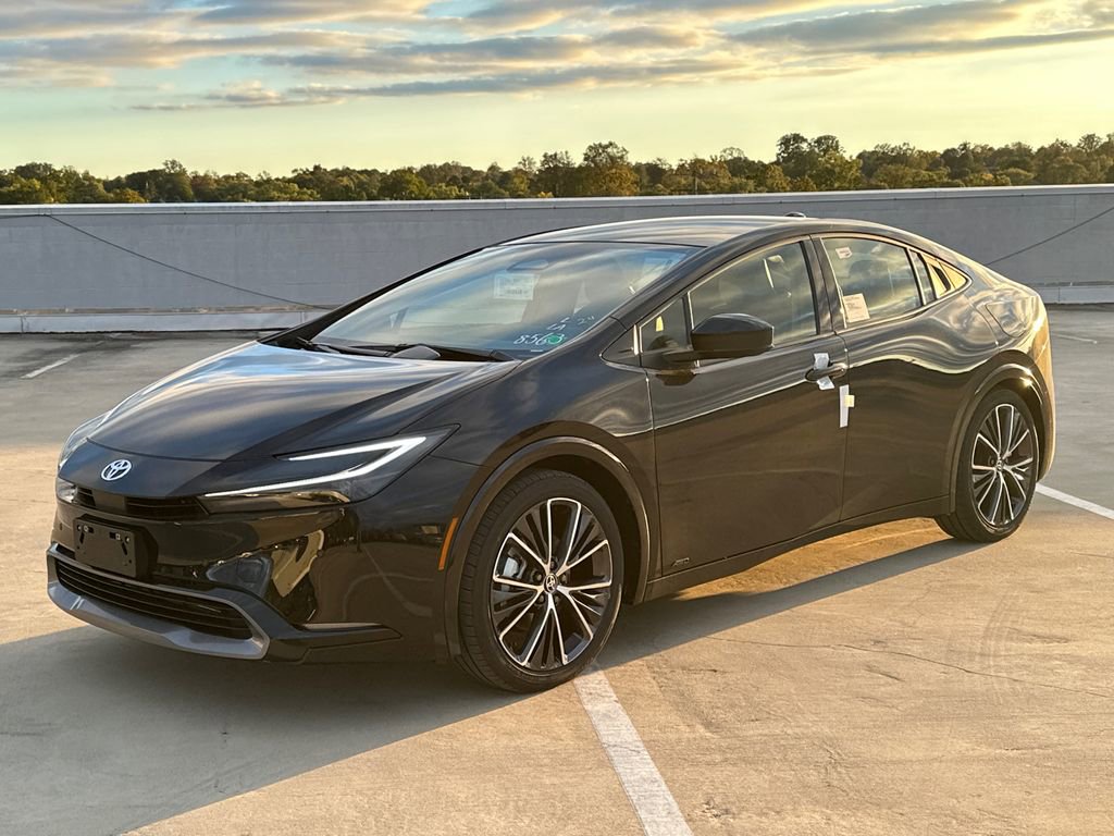 New 2026 Toyota Prius XLE image 2