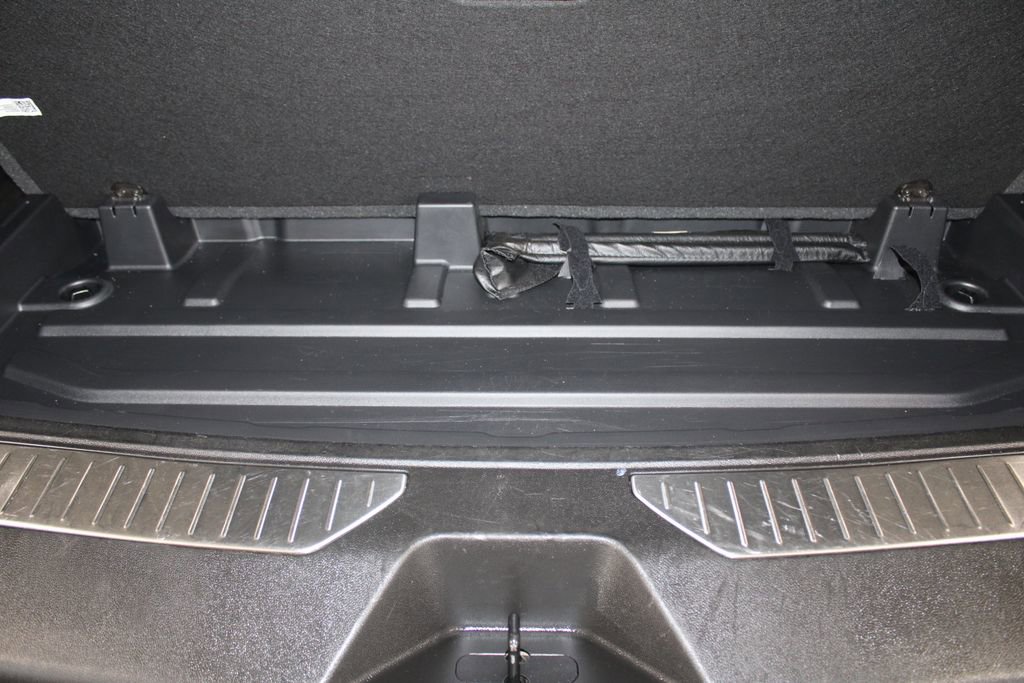 Used 2024 Chevrolet Tahoe Premier image 18