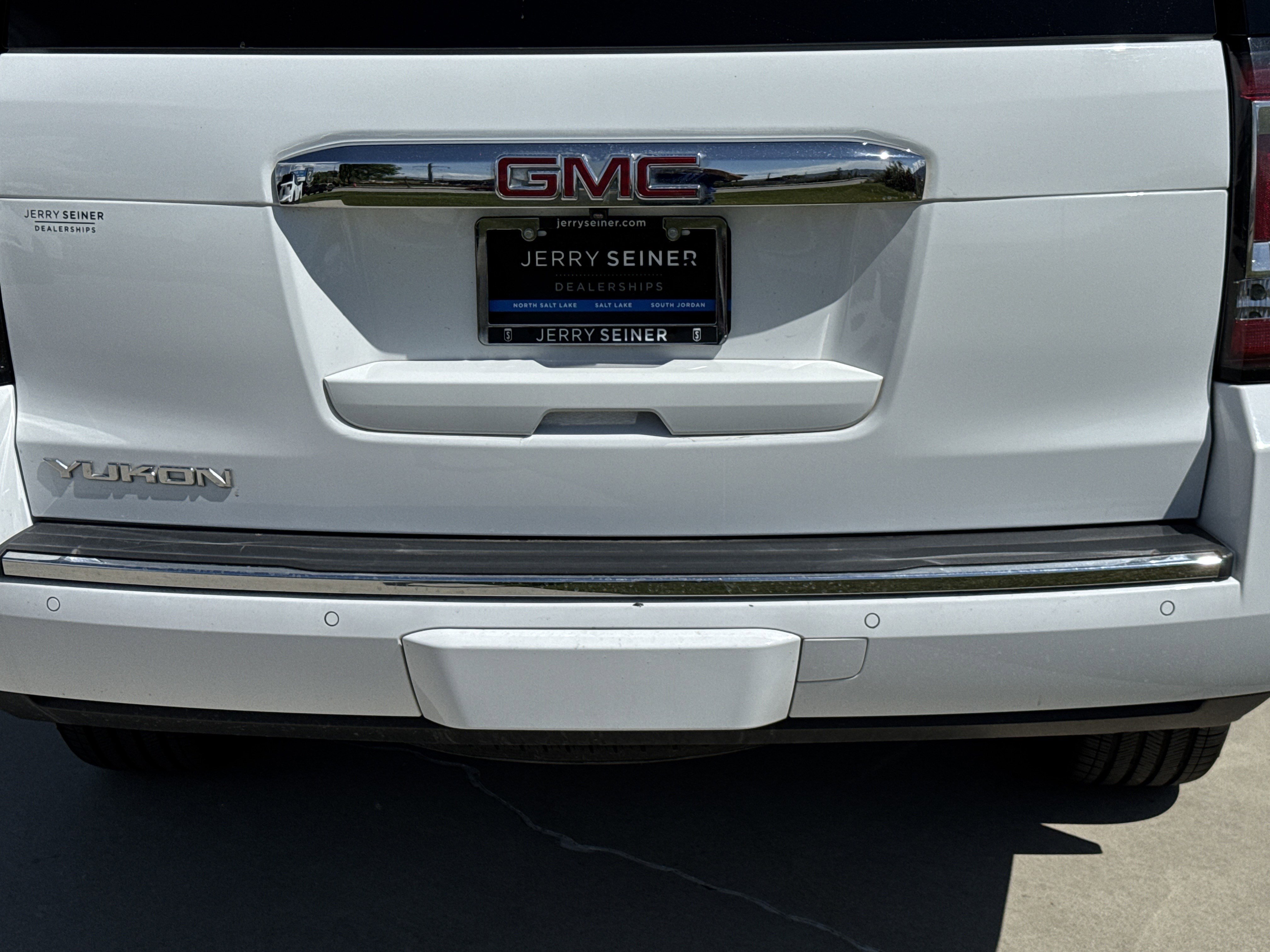 Used 2019 GMC Yukon Denali w/ Denali Ultimate Package AWD/4WD image 12