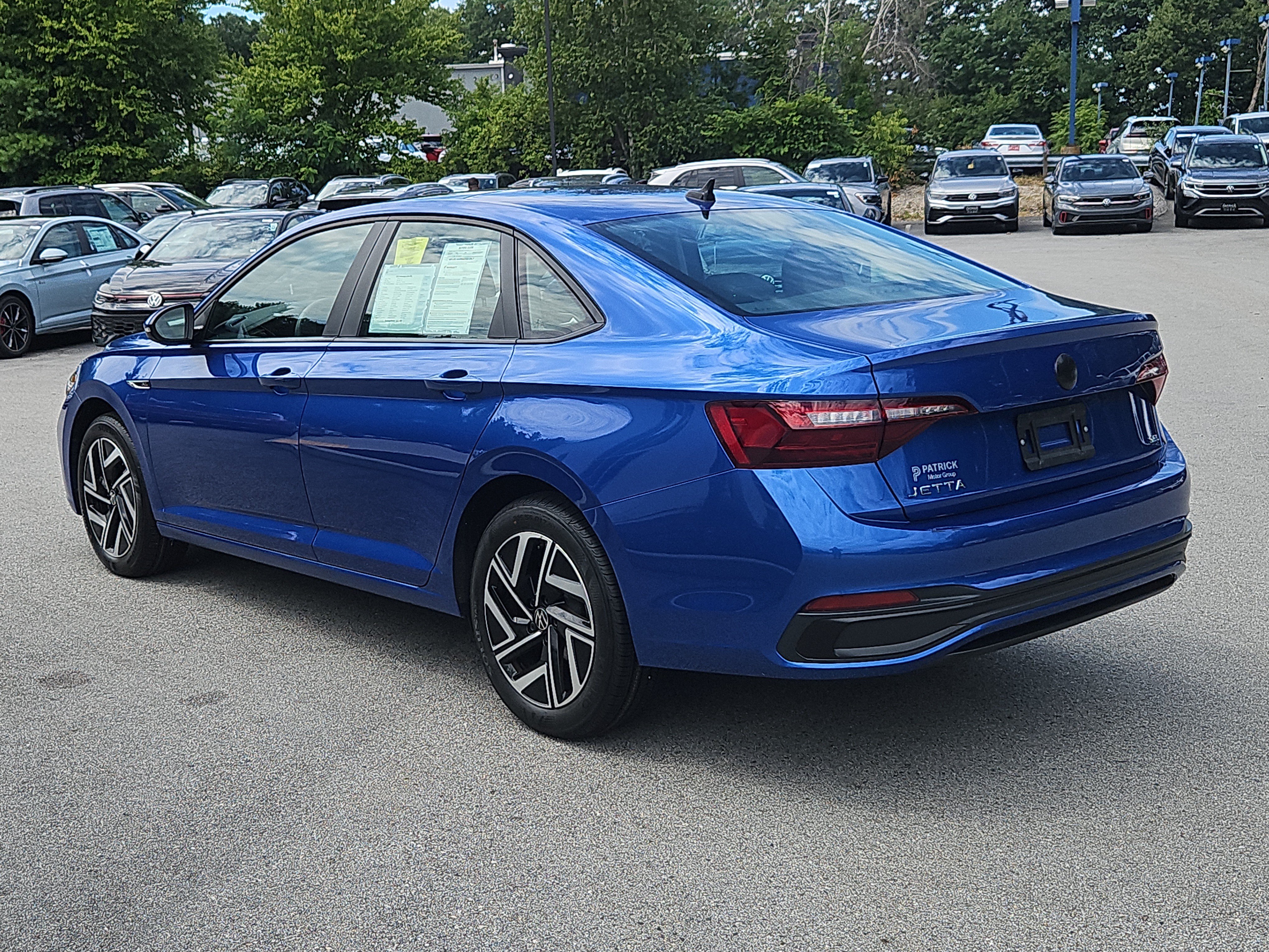 Certified 2024 Volkswagen Jetta SEL FWD image 31