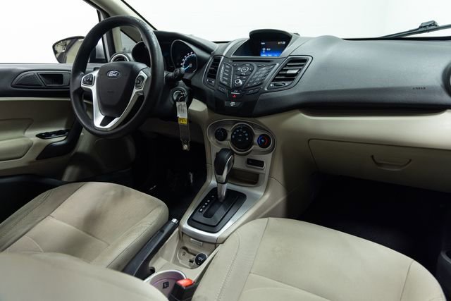 Used 2018 Ford Fiesta SE image 27