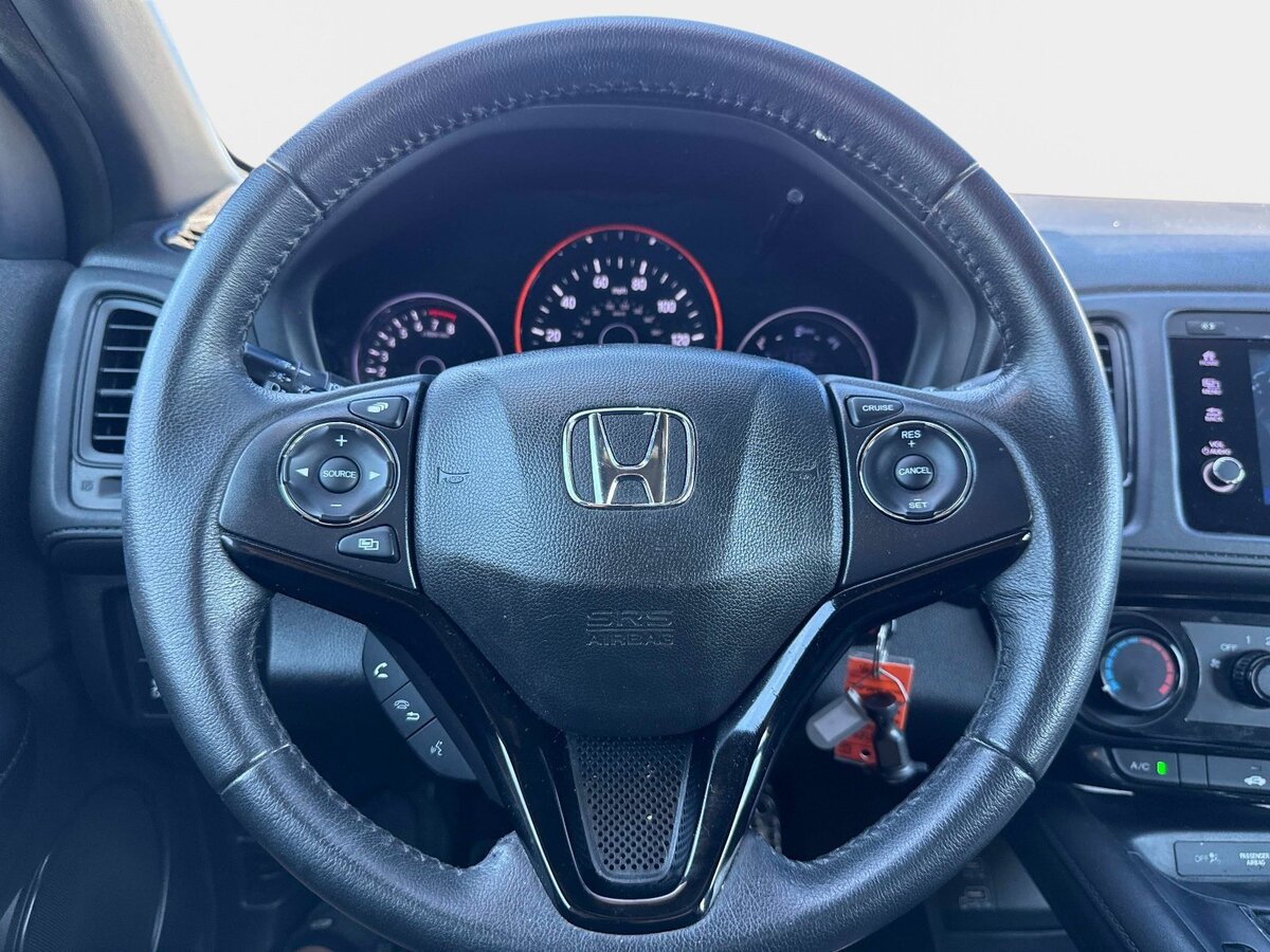 Used 2020 Honda HR-V Sport image 23