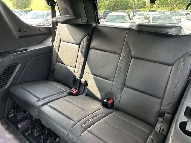 Used 2023 Chevrolet Tahoe Z71 w/ Luxury Package AWD/4WD image 22
