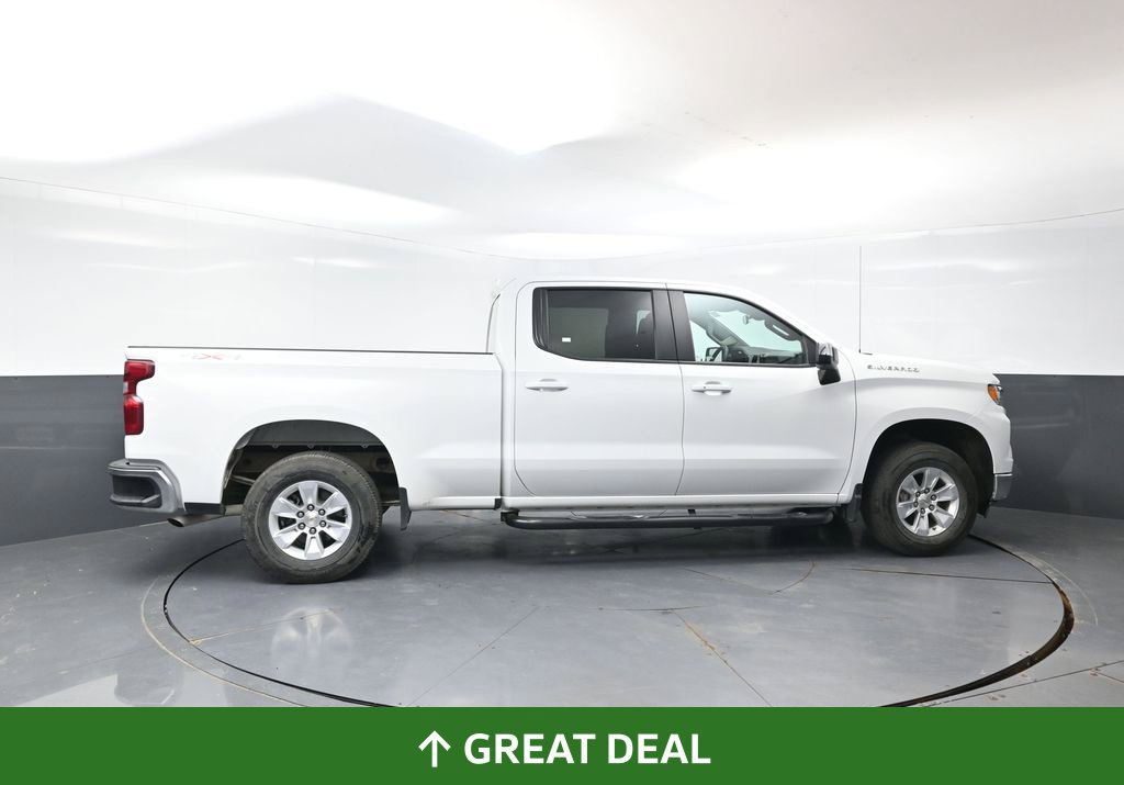 Used 2025 Chevrolet Silverado 1500 LT w/ Work Truck Package AWD/4WD image 2