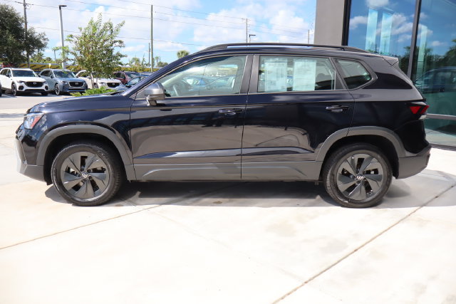 Used 2025 Volkswagen Taos S FWD image 7