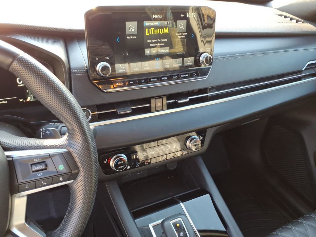 Used 2023 Mitsubishi Outlander SEL Black Edition image 34