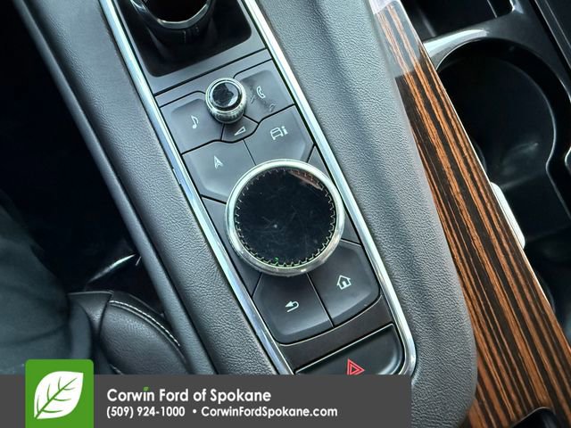 Used 2022 Cadillac Escalade ESV Luxury image 36