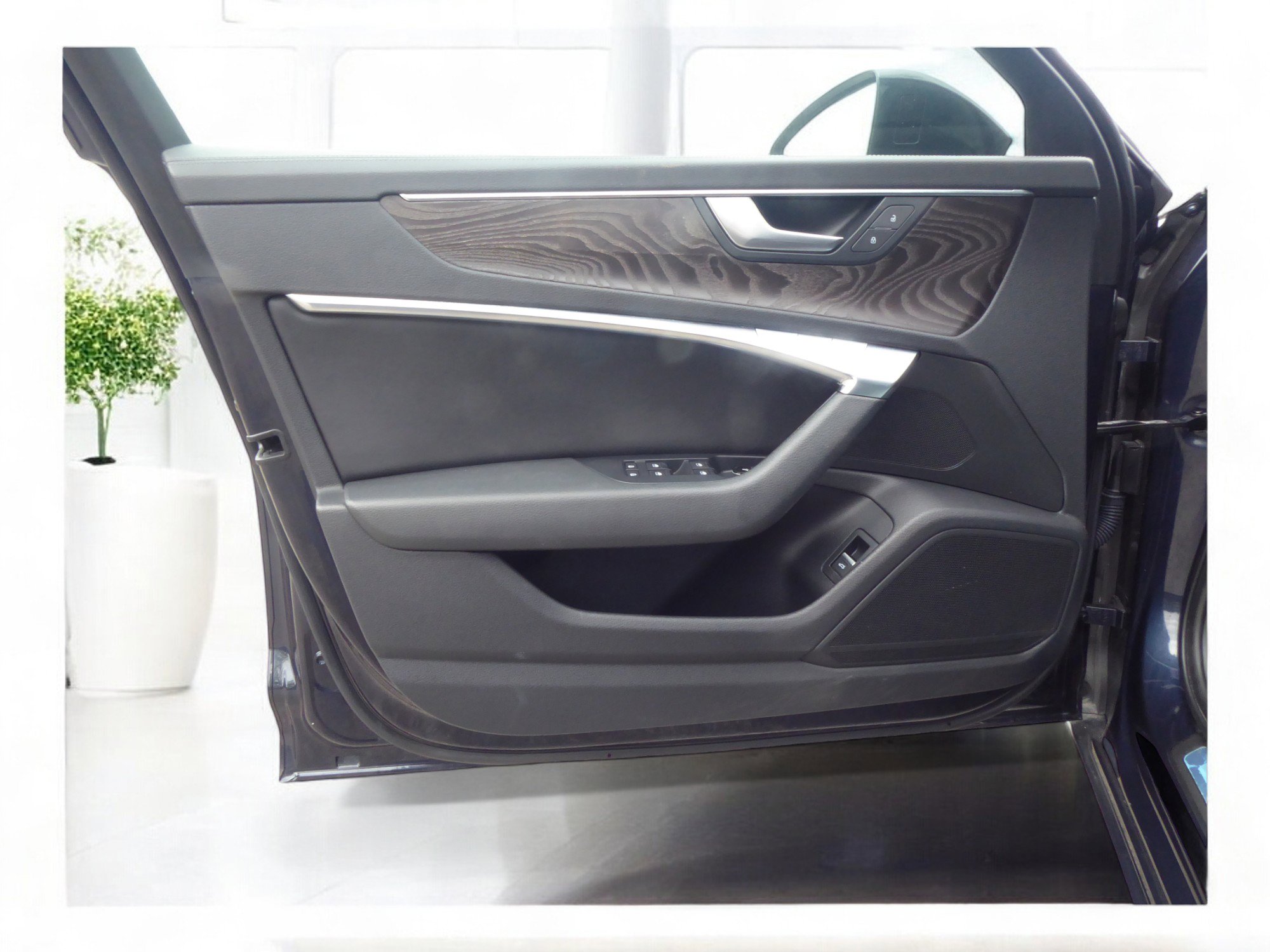 Used 2021 Audi A6 2.0T Premium w/ Convenience Package image 24