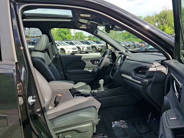 Used 2025 Subaru Forester Limited AWD/4WD image 52