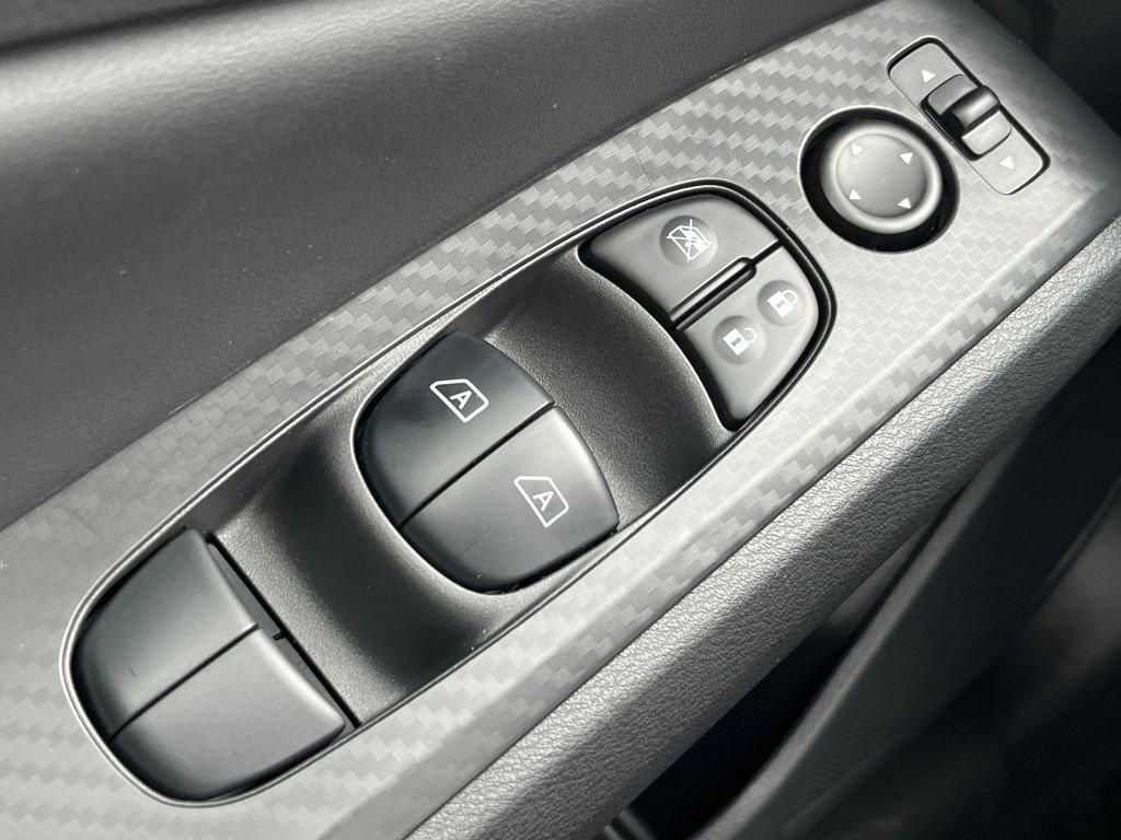 New 2026 Nissan Altima 2.5 SV image 18