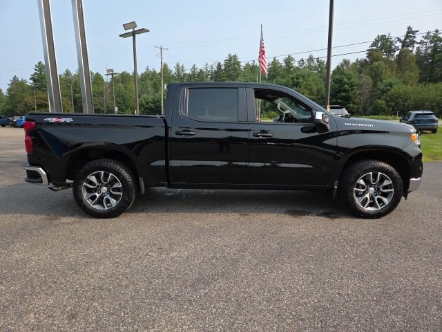 Used 2024 Chevrolet Silverado 1500 LT AWD/4WD image 30