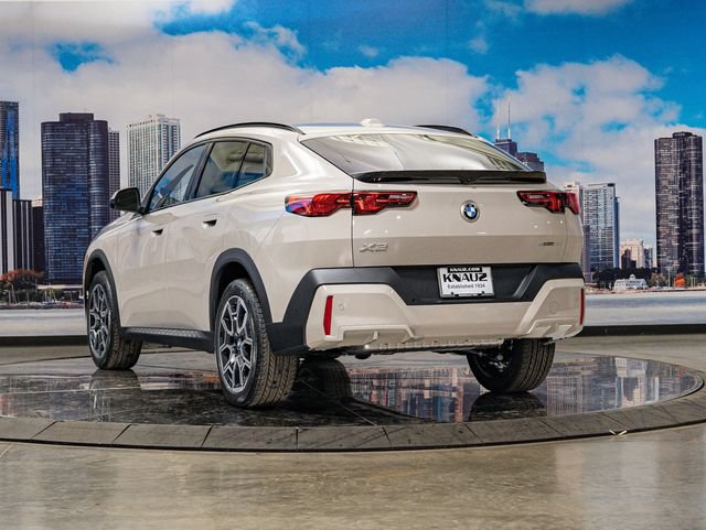 New 2026 BMW X2 xDrive28i w/ Technology Package AWD/4WD image 9