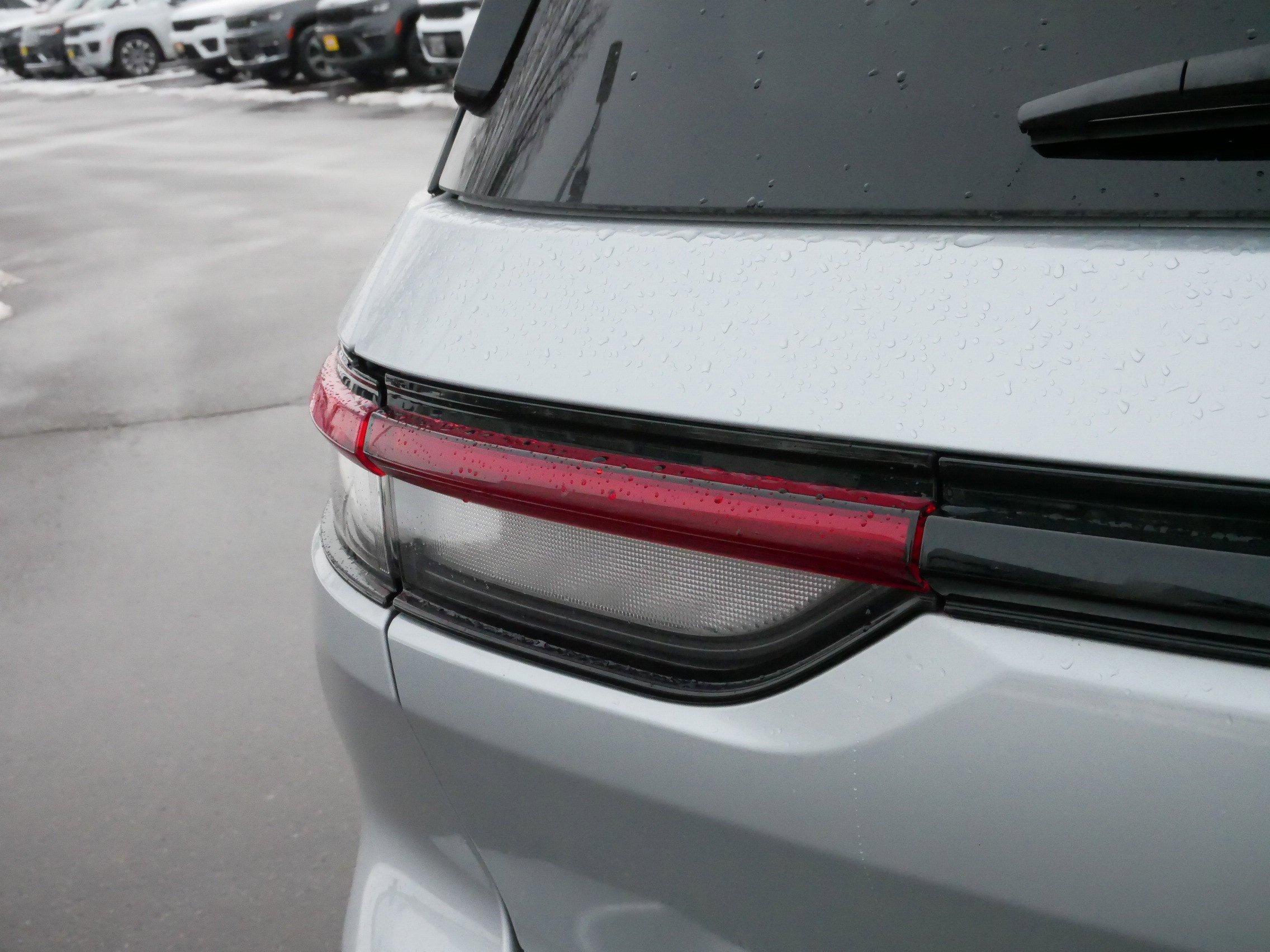 Used 2022 Jeep Grand Cherokee Limited image 17