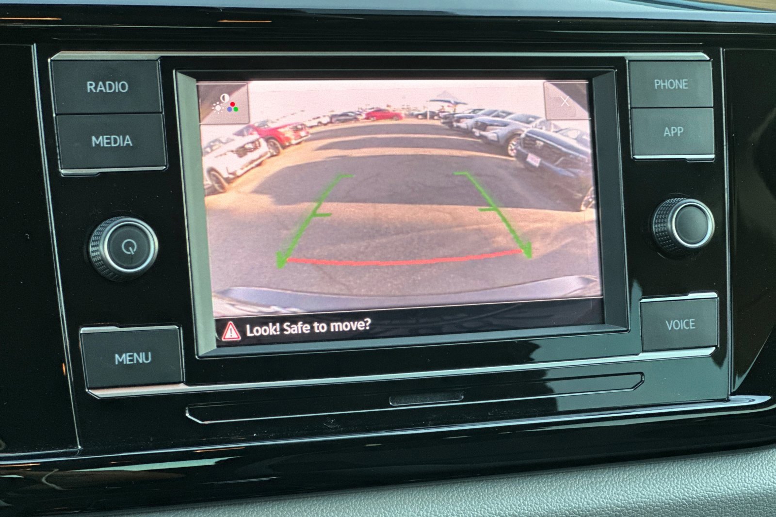 Used 2024 Volkswagen Taos S image 19