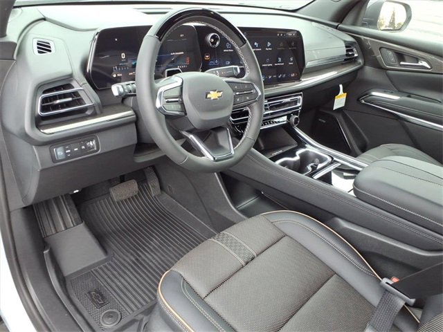 New 2026 Chevrolet Traverse High Country w/ LPO, Floor Liner Package image 5