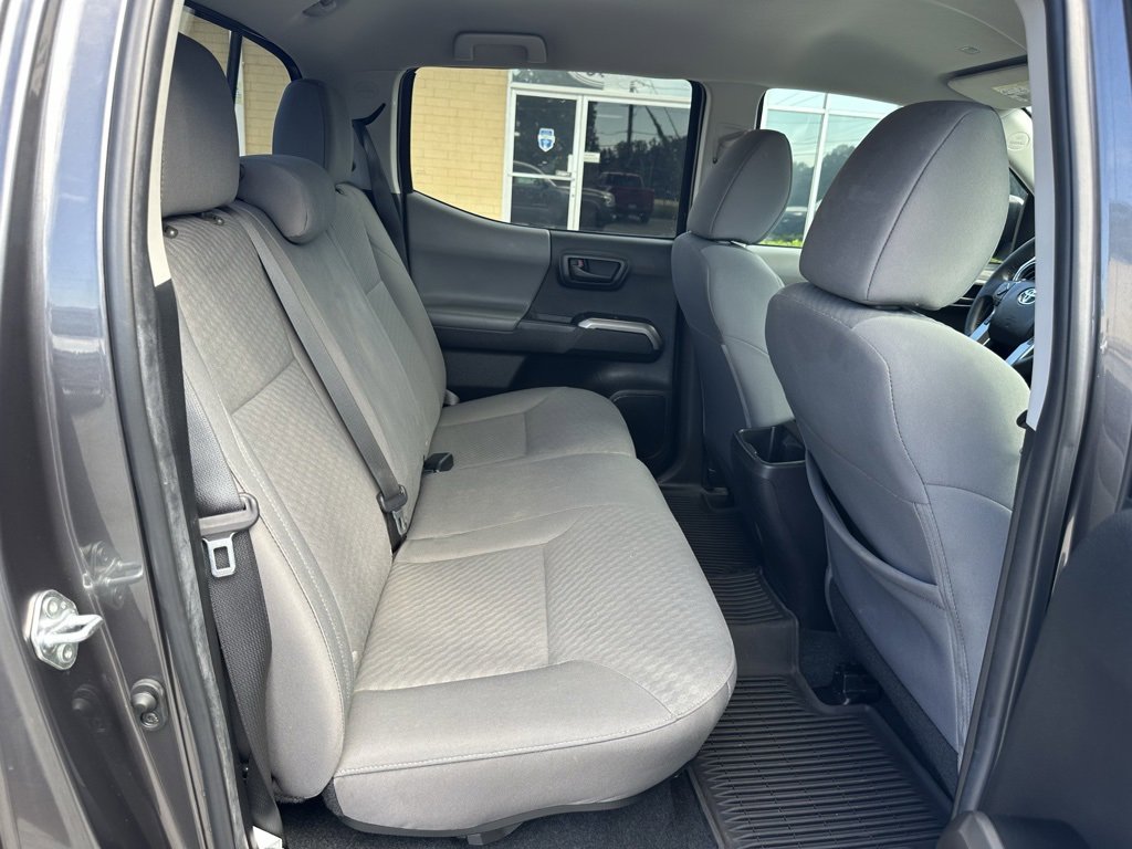 Used 2022 Toyota Tacoma SR5 image 18
