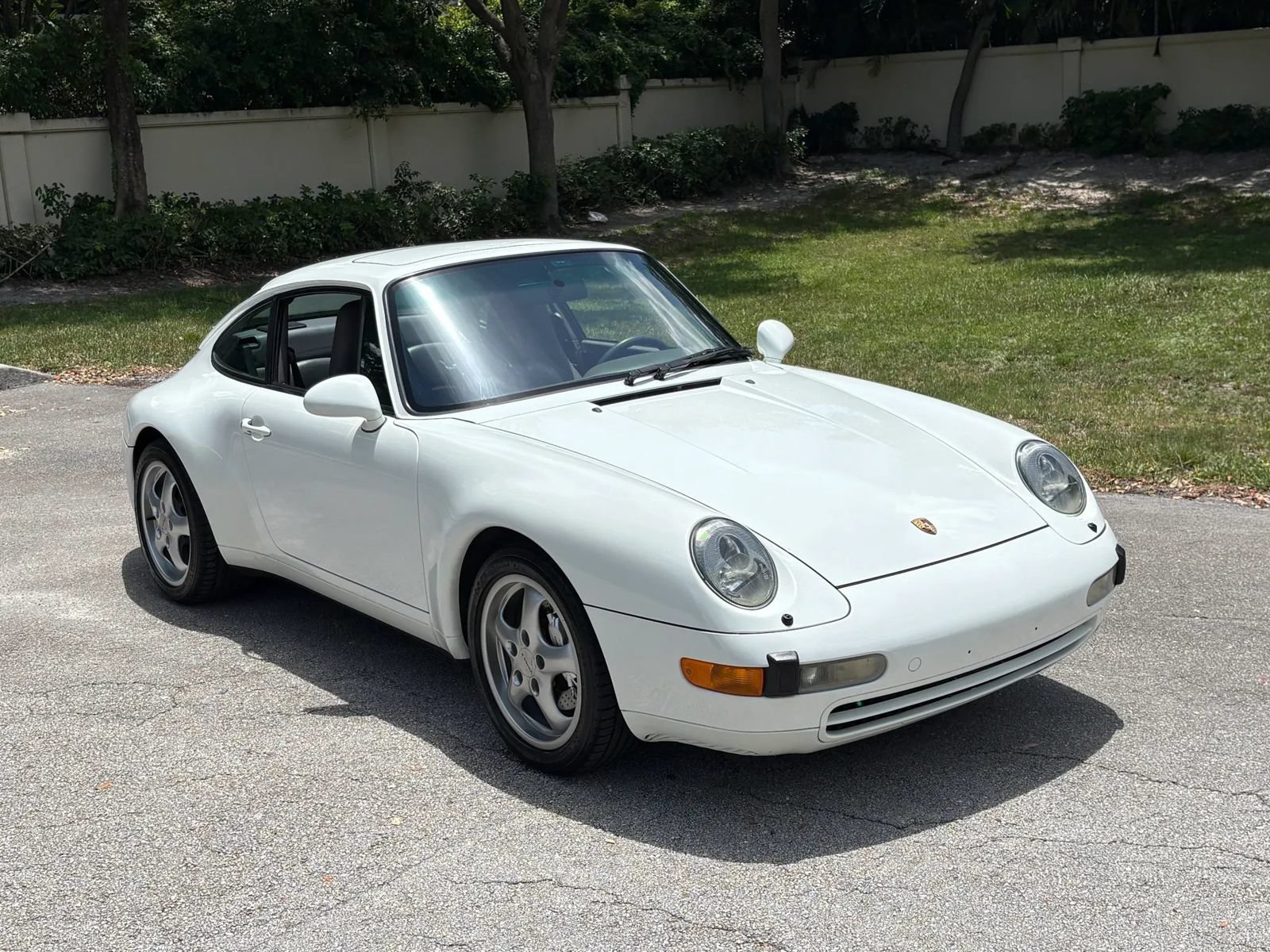 Used 1995 Porsche 911 Carrera image 4
