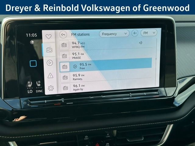 New 2026 Volkswagen Atlas Cross Sport SEL R-Line image 17