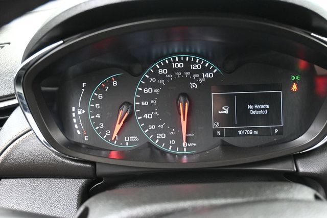 Used 2019 Chevrolet Trax LT w/ LT Convenience Package FWD image 9
