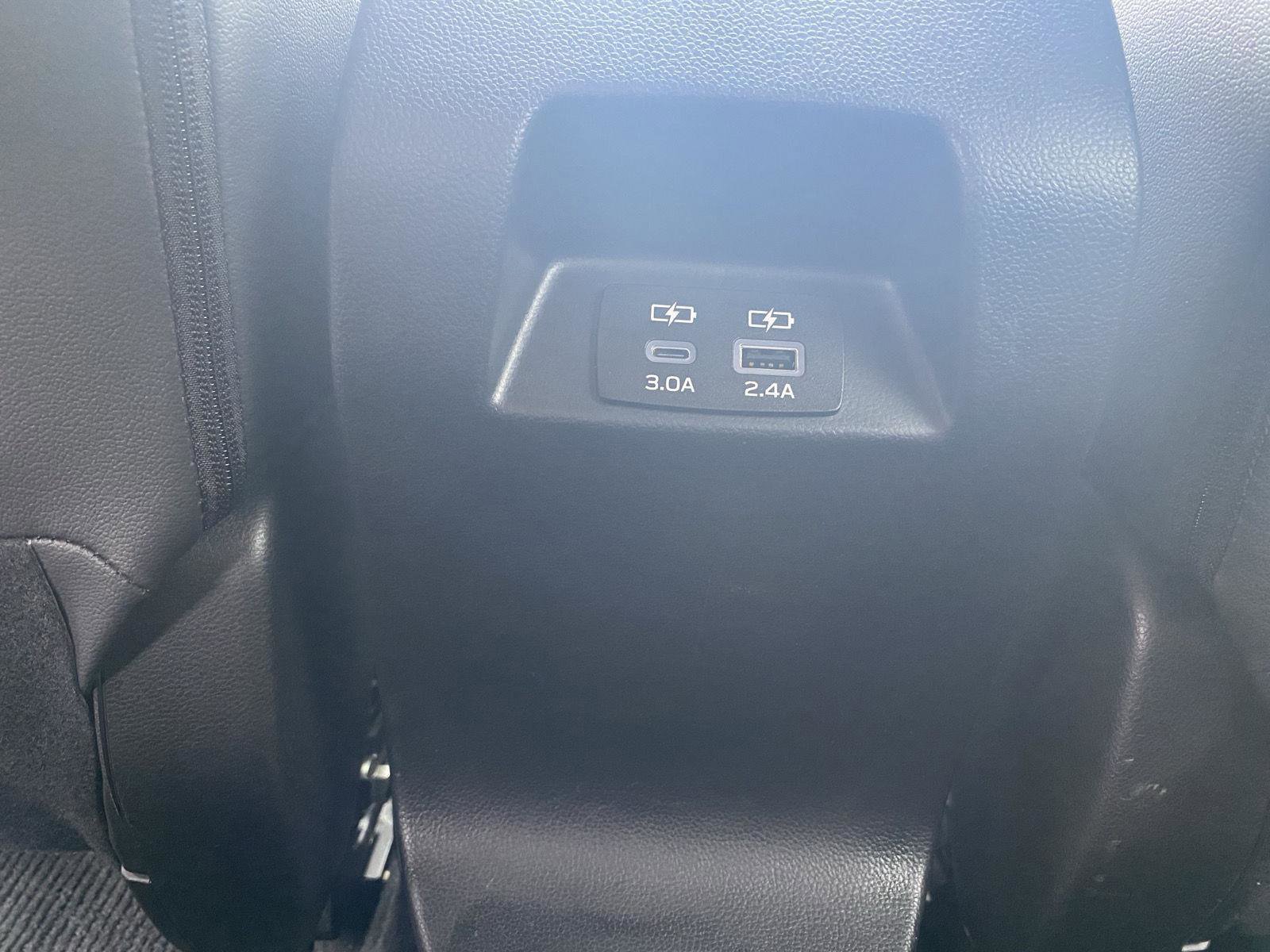 Used 2024 Subaru Crosstrek 2.0i Premium image 23