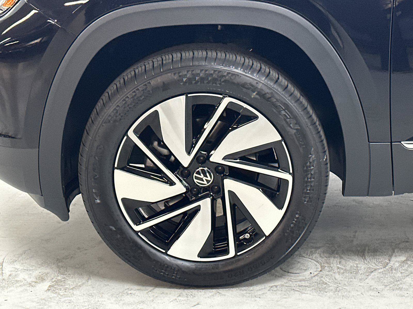 New 2026 Volkswagen Atlas SEL AWD/4WD image 26