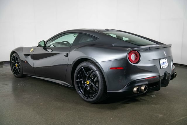 Used 2015 Ferrari F12 Berlinetta RWD image 6