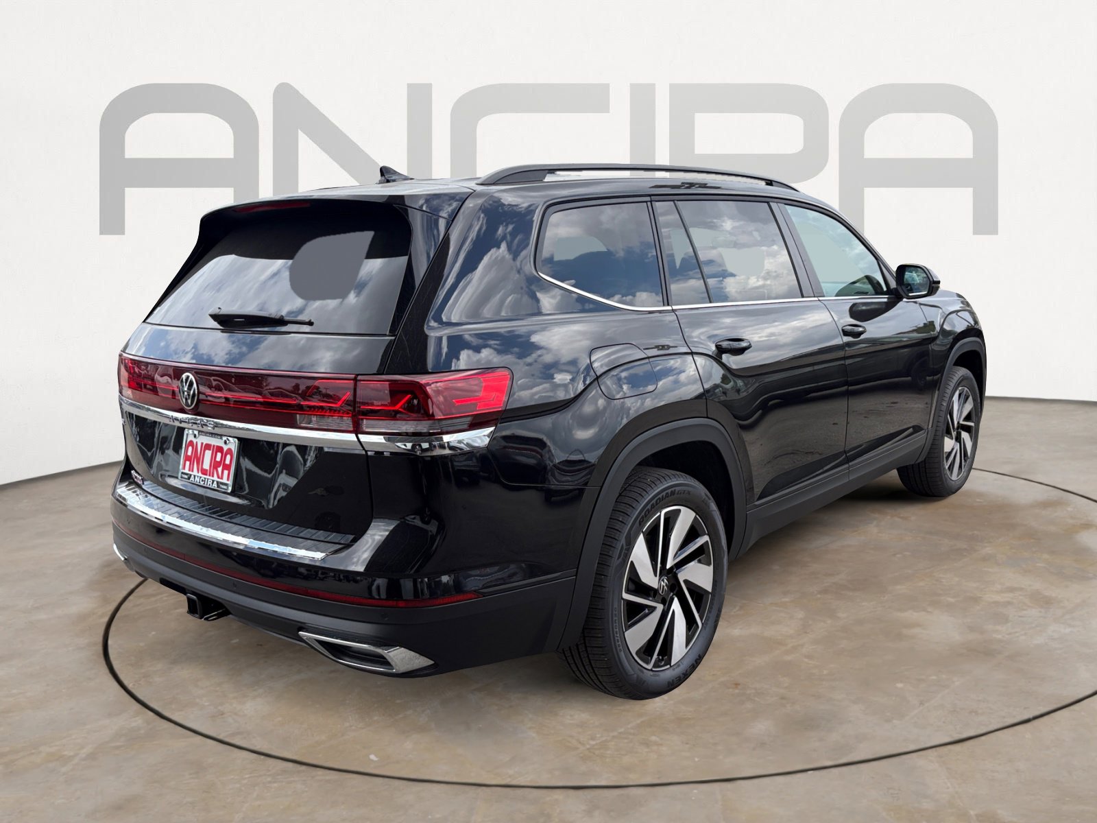 New 2026 Volkswagen Atlas SE FWD image 8