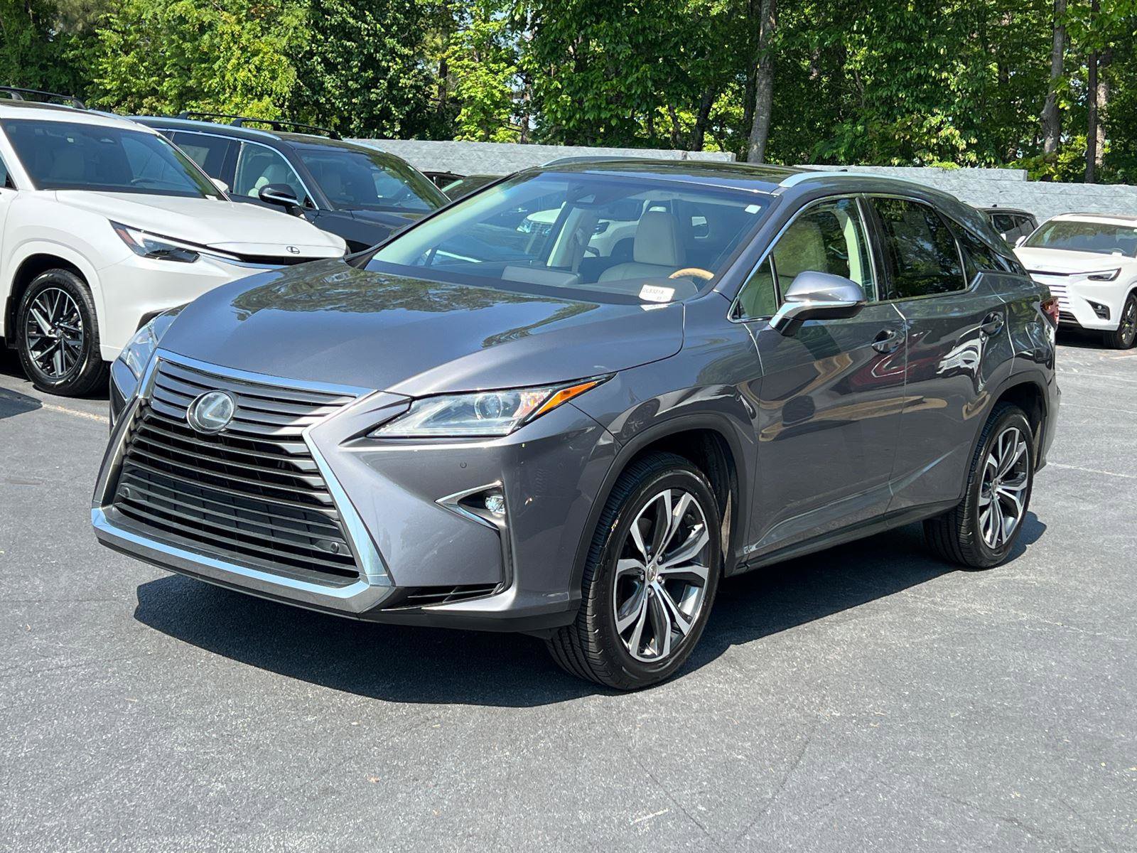 Used 2017 Lexus RX 350 FWD w/ Premium Package image 2