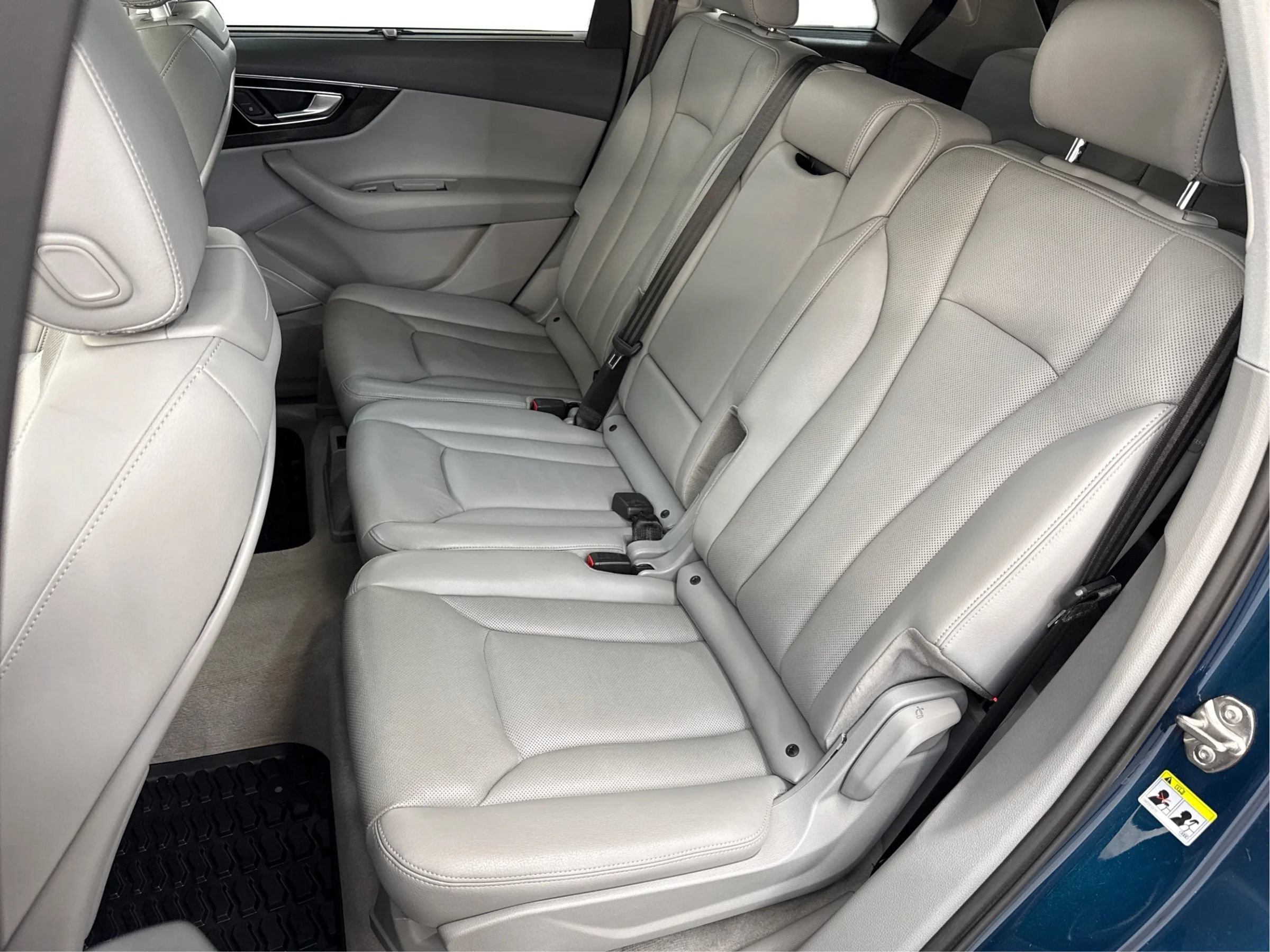 Used 2018 Audi Q7 3.0T Prestige AWD/4WD image 48