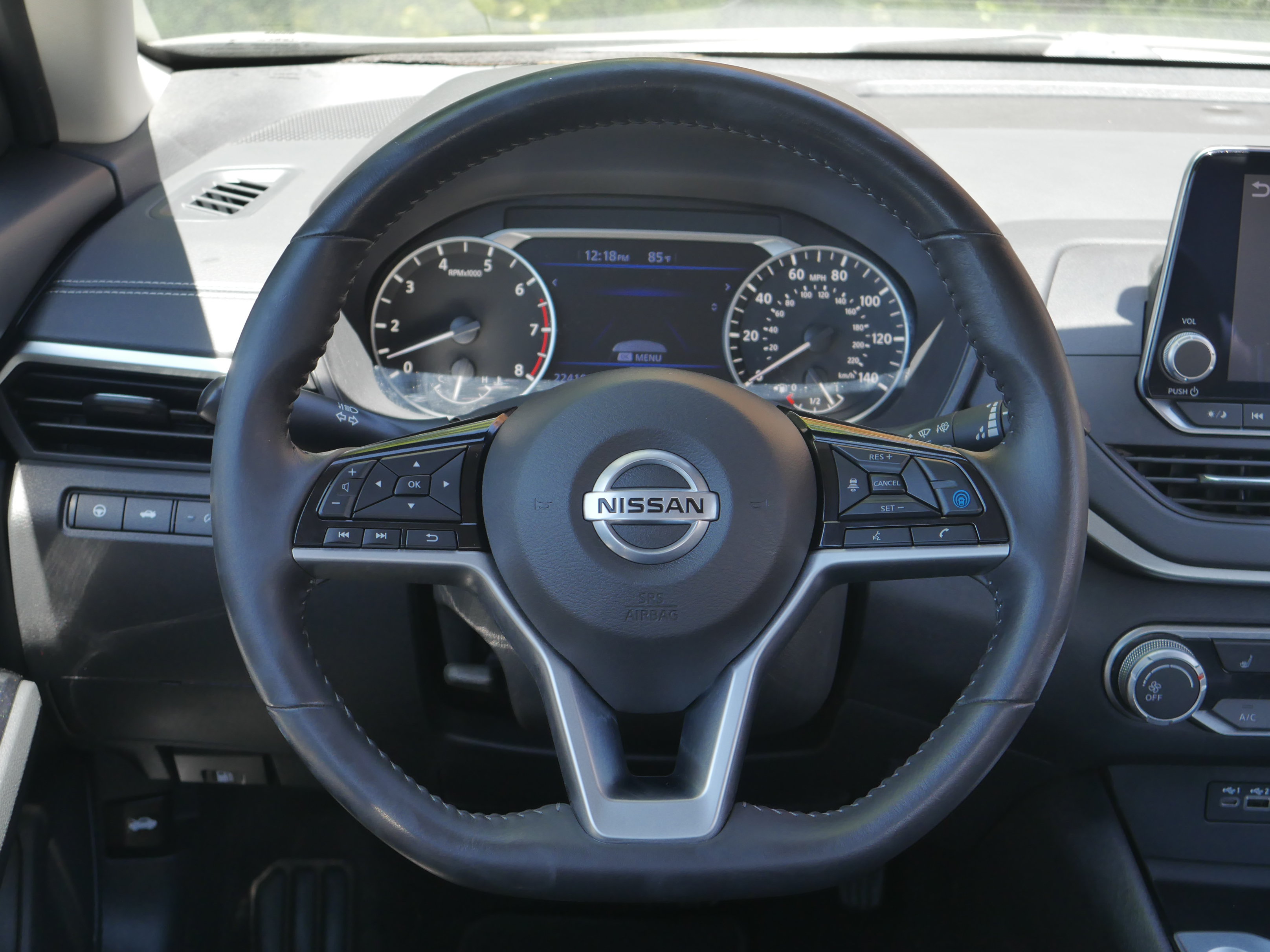 Certified 2022 Nissan Altima 2.5 SV w/ SV Premium Package AWD/4WD image 7