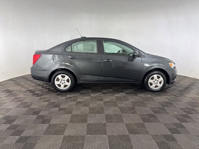 Used 2016 Chevrolet Sonic LS image 5