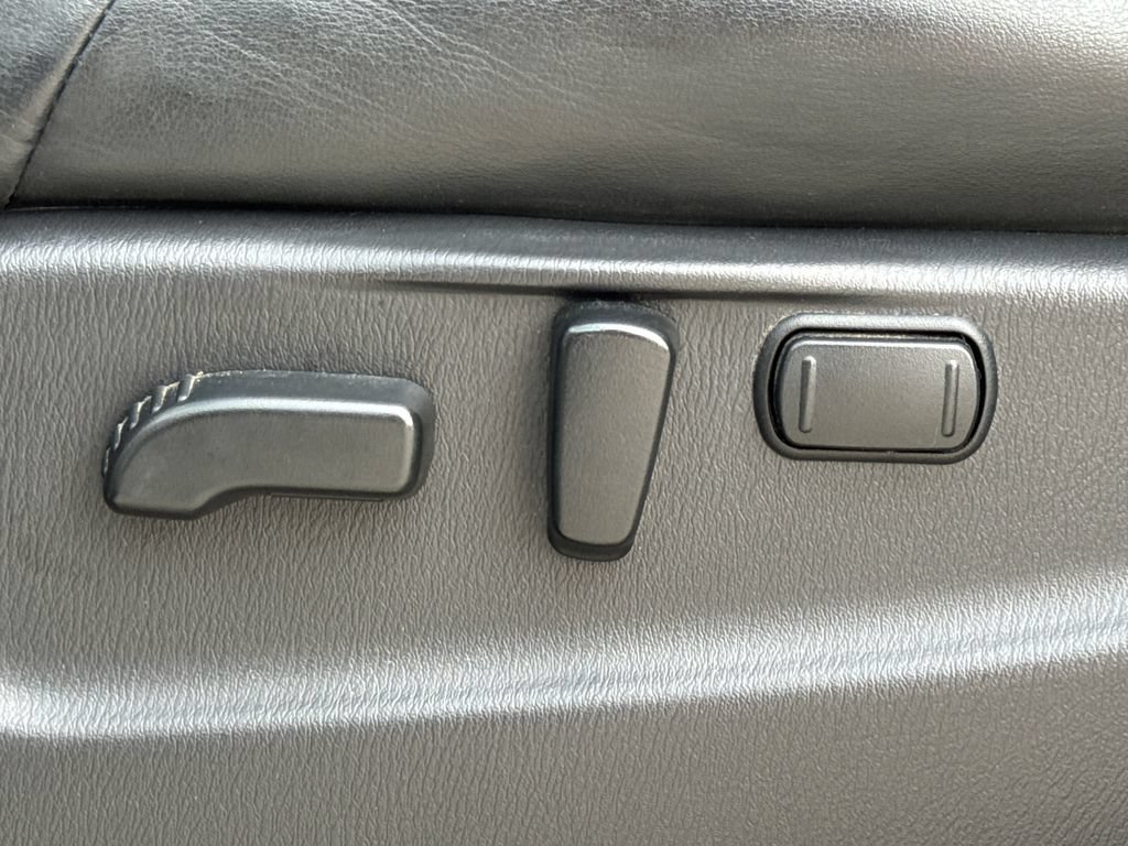Used 2017 INFINITI QX80 4WD image 32