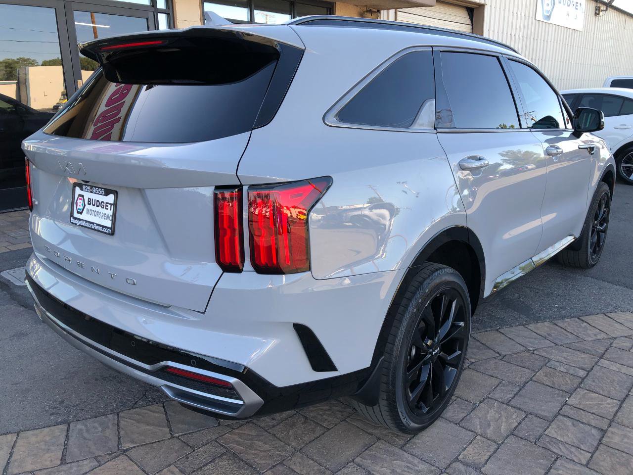 Used 2022 Kia Sorento SX AWD/4WD image 2