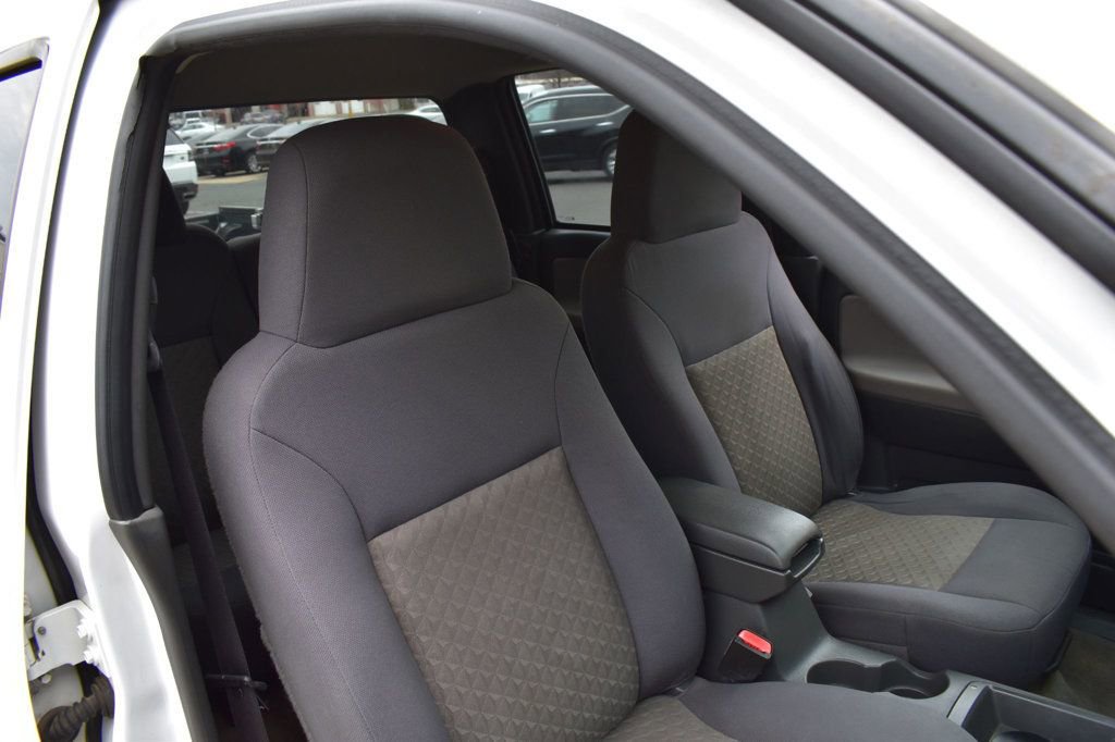 Used 2004 GMC Canyon SLE w/ Power Convenience Package image 16