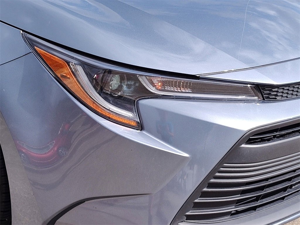 Used 2024 Toyota Corolla LE image 15