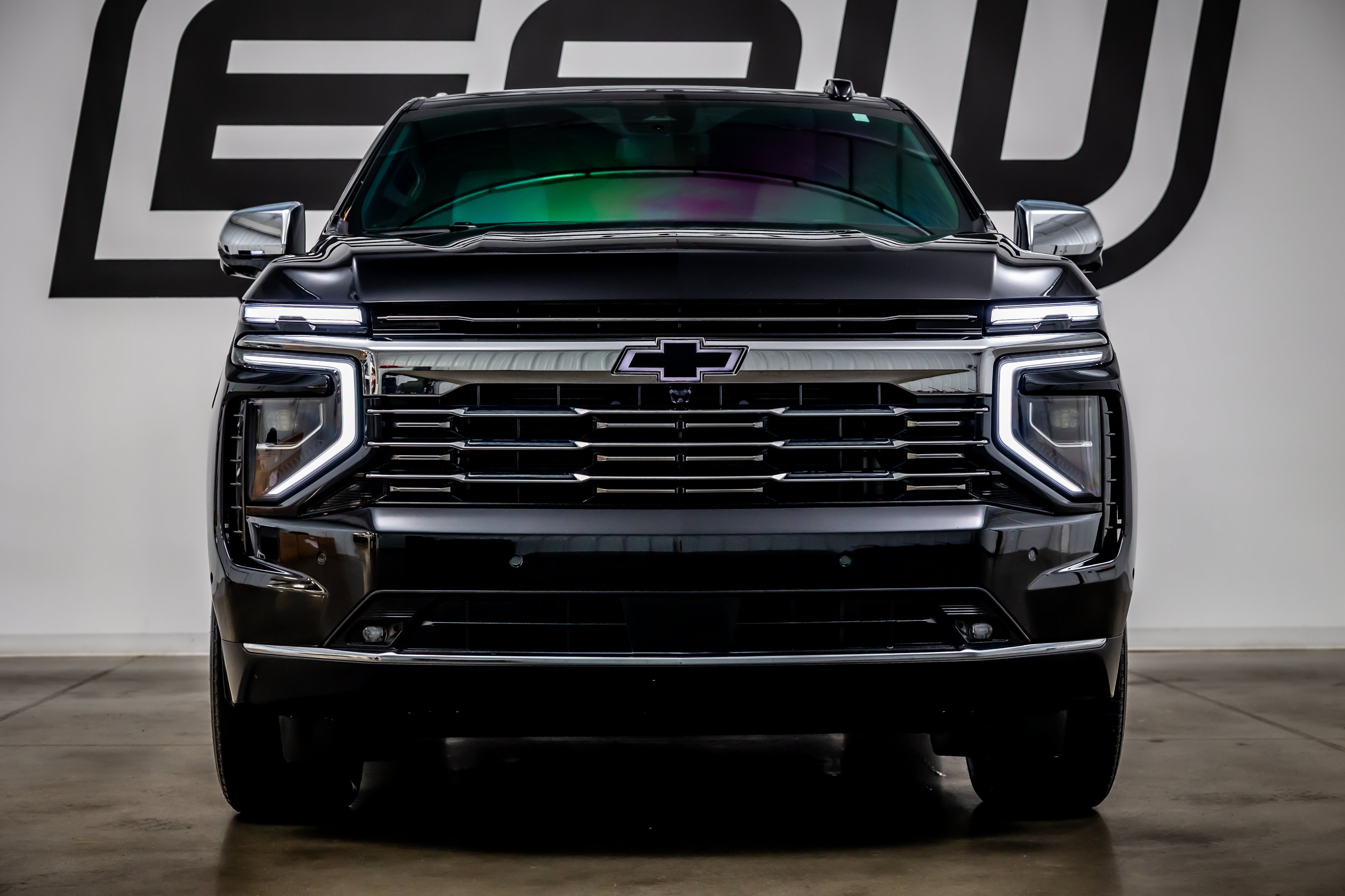 Used 2025 Chevrolet Tahoe Premier RWD image 4