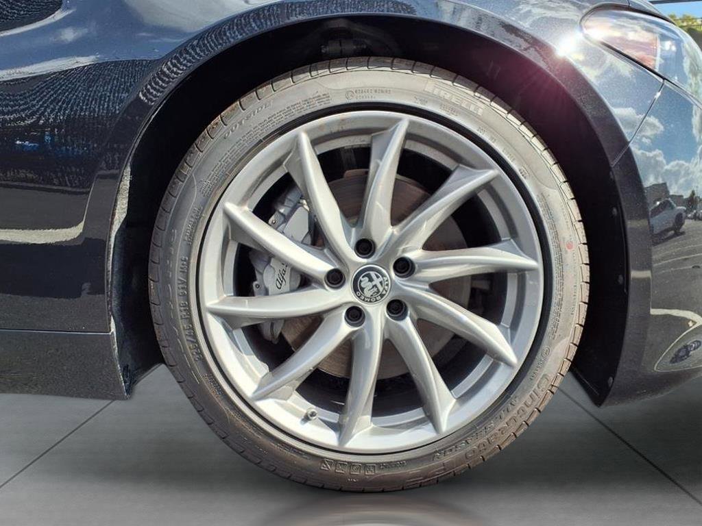 New 2025 Alfa Romeo Giulia image 8