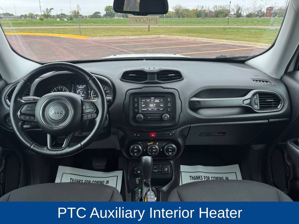 Used 2017 Jeep Renegade Altitude AWD/4WD image 16