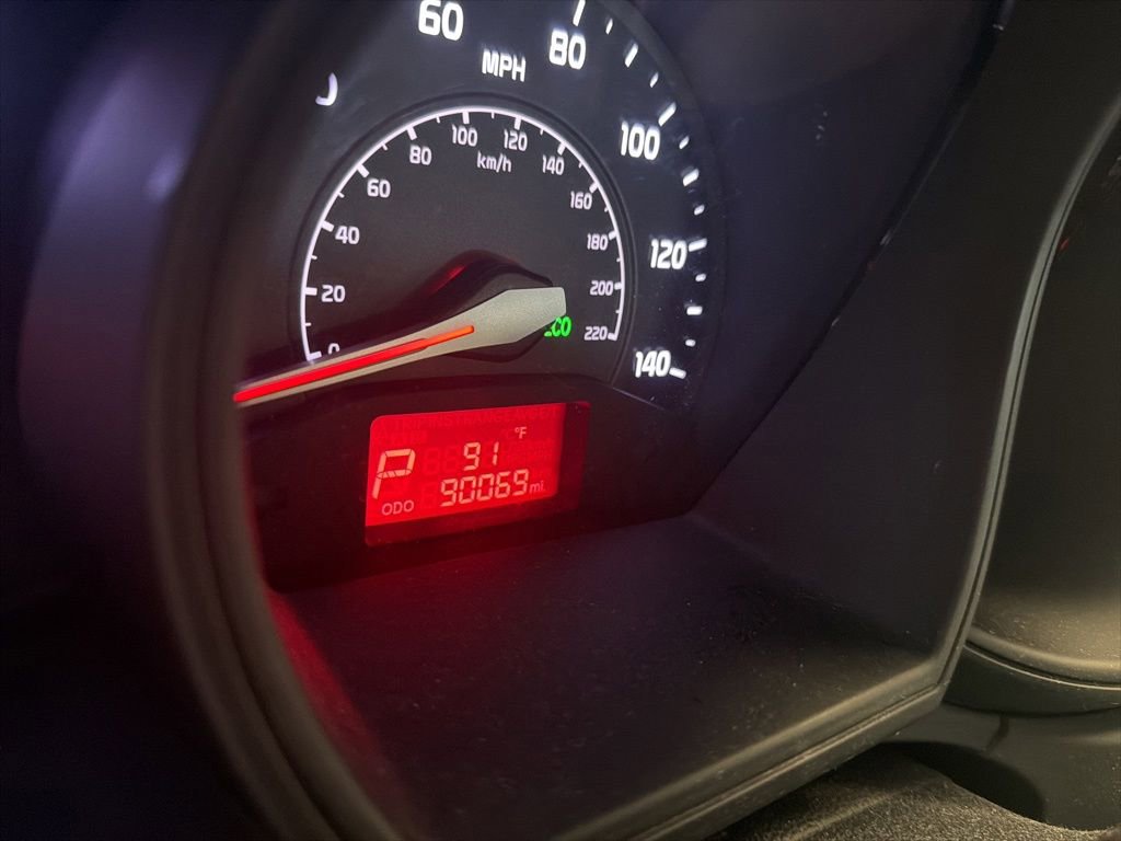 Used 2014 Kia Rio LX w/ Power Package FWD image 2